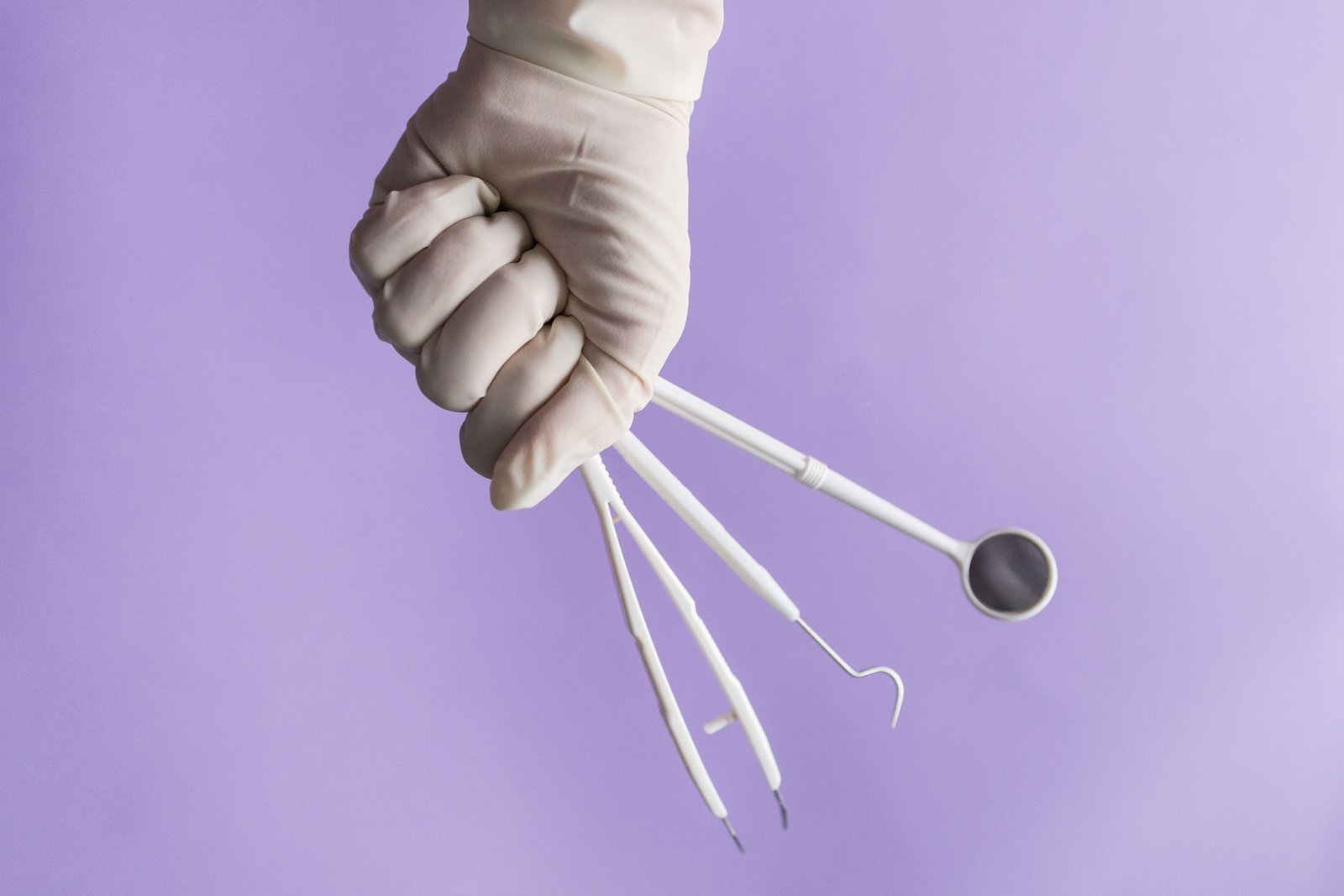 EPSOM-SMILES-CROWNS-AND-BRI